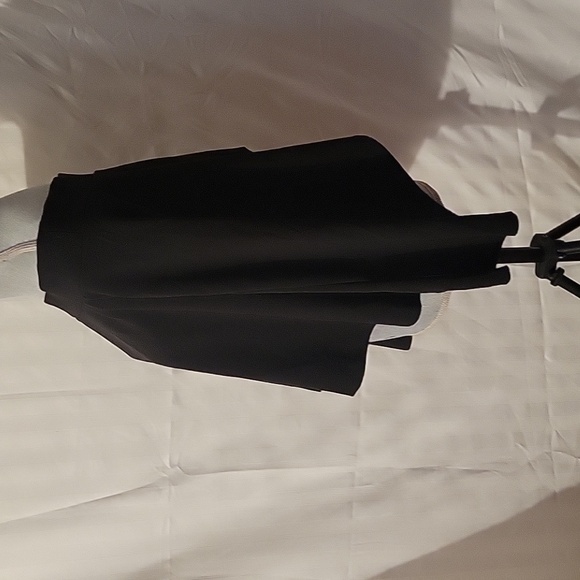 ZARA Basic Collection Woman's Black Off the Shoulder Asymmetric Hem Top, Size: S - Picture 6 of 9